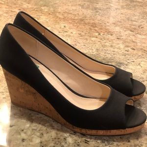Kelly & Katie Kaydena Espadrille Wedge Pump